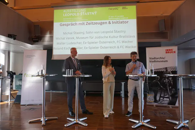 Michal Stastny erklärt, dass die jüdische Vergangenheit seines Vaters ein Tabuthema war. | Foto: Huber