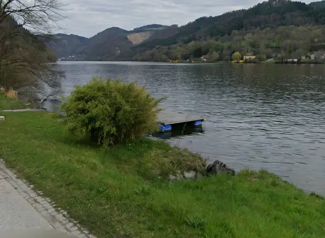 Einsatz auf der Donau bei Neustadtl | Foto: Bfkdo Amstetten