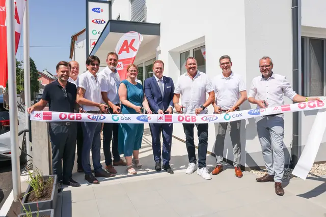 Das nunmehr fertiggestellte und offiziell eröffnete Arbeitnehmerzentrum am Bahnhofring beherbergt AK, ÖGK, AMS und BFI unter einem Dach. | Foto: Arbeiterkammer