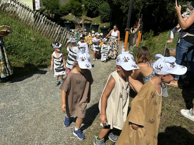 "Wilde Tiere" waren am Freitag im Kindergarten Mixnitz zu Gast. | Foto: Kern