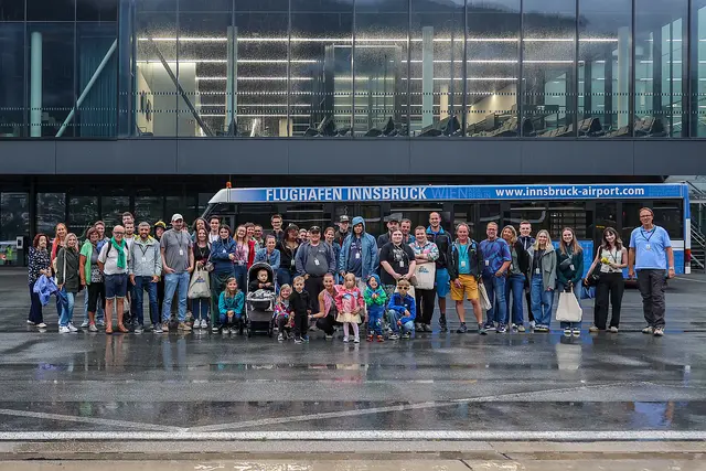 Zum 100-jährigen Jubiläum des Flughafens Innsbruck wurde erstmals der „Airport Walk“ veranstaltet  | Foto: Alexander Pauli 