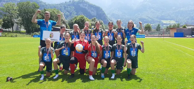 Großer Jubel durch das Gymnasium Rohrbach in Hohenems!