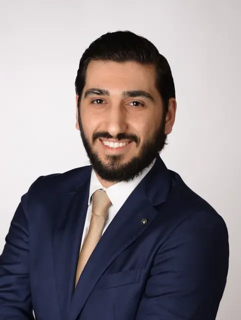 Nach dem Erhalt des rassistischen Schreibens ist Kanber Demir ein wenig das Lächeln vergangen. | Foto: privat