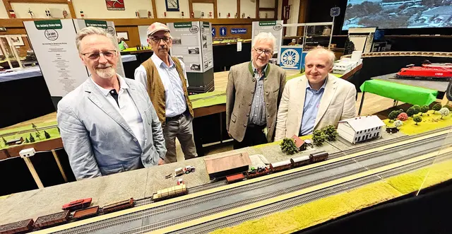 Die Ausstellungs-Macher: Sebastian Eder, Hans Bachler, Wolfgang Schwaiger, Thomas Völkl. | Foto: Kogler