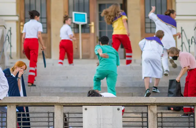 Das KUG-Sommertheater findet wieder an fünf Terminen im Juli am Areal des LKH Graz statt. | Foto: Johannes Gellner