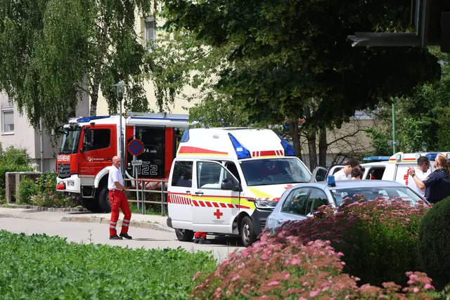 Beim Sturz mit dem Rollator in den Krenglbach verunglückte ein Pensionist und konnte von den Einsatzkräften nur mehr tot geborgen werden. | Foto: laumat.at