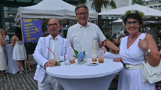 Die GR Johannes Tiefenböck und Friedrich Lambauer mit Gattin Judith