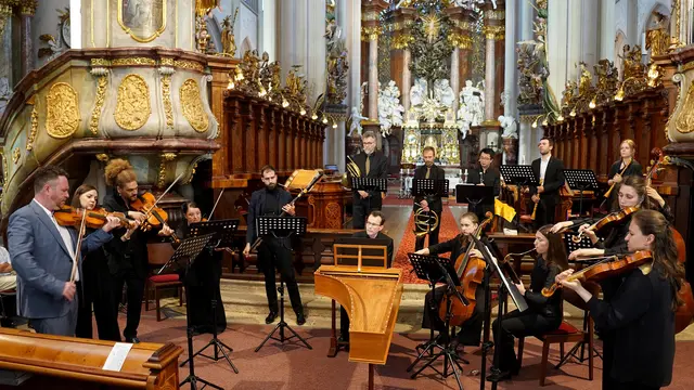 Ein Tag mit Joseph Haydn, interpretiert vom La Folia Barockorchester unter der Leitung vom Violinisten Robin Peter Müller (links). | Foto: Franz Fichtinger
