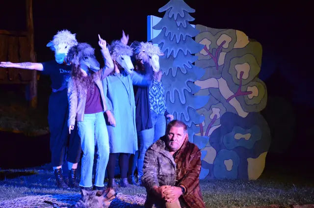 Schlossbergspiele Rattenberg: "Vollmond – Ein Land jagt den Wolf" und der kann ein Fuchs sein. | Foto: Sabine Schletterer