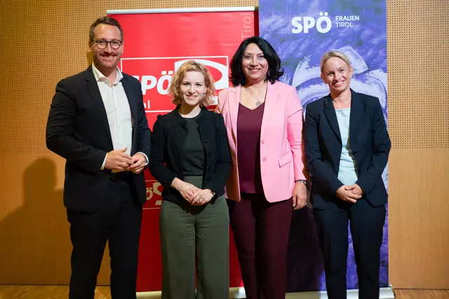Landesparteiobmann und LHStv. Philip Wohlgemuth, Frauenministerin Eva-Maria Holzleitner, NR Selma Yildirim und Staatssekretärin Michaela Schmidt. | Foto: Hitthaler