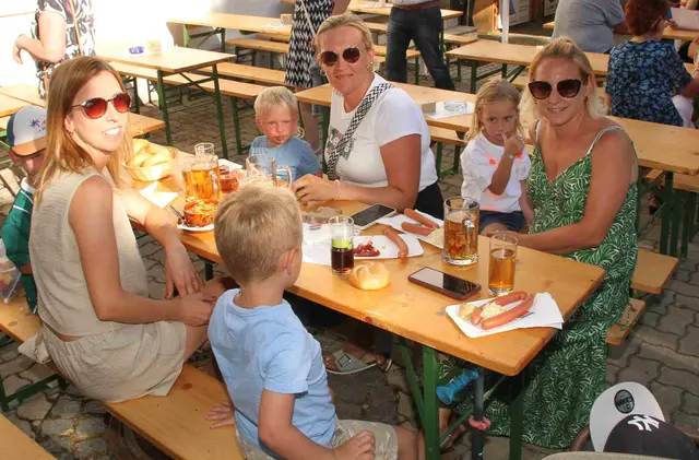 Auch Gäste aus Neumarkt und Altschlaining trafen sich beim Dämmerschoppen in Drumling