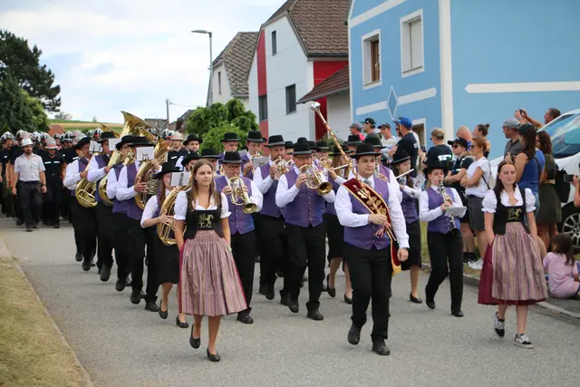 103 Jugend- und 80 Aktivgruppen traten in den verschiedenen Wertungsklassen zum Feuerwehr-Leistungsbewerb (Bezirkswertung) in Riedersdorf an. Musikkapelle Pabneukirchen. | Foto: Wolfgang Etzelsdorfer