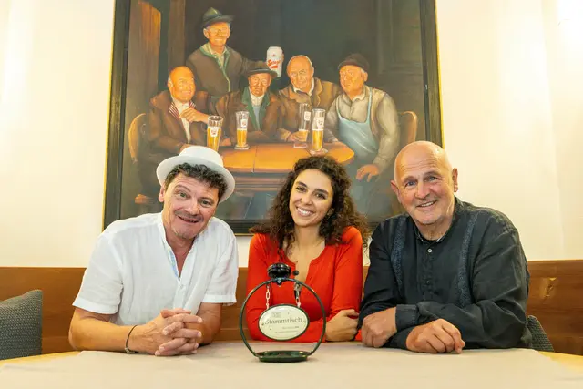 24.07.2025, Fritz Egger, Johanna Egger &amp; Johannes Pillinger, Premiere "Der Volksgrantler und die Liebeslieder"  | Foto: Herbert Rohrer