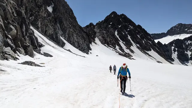 „Bei T-Shirt-Wetter bis auf 3.200m Höhe“ | Foto: AV Enns