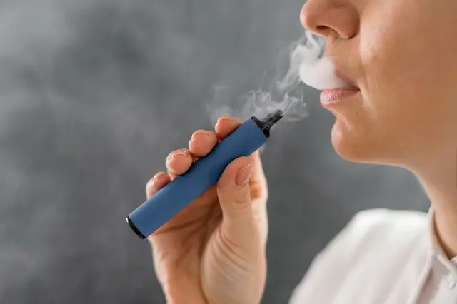 ab wann ist vapen erlaubt Review of the Top 5 Accessories Any Vape Fan Must Have – vapor.com main image 1