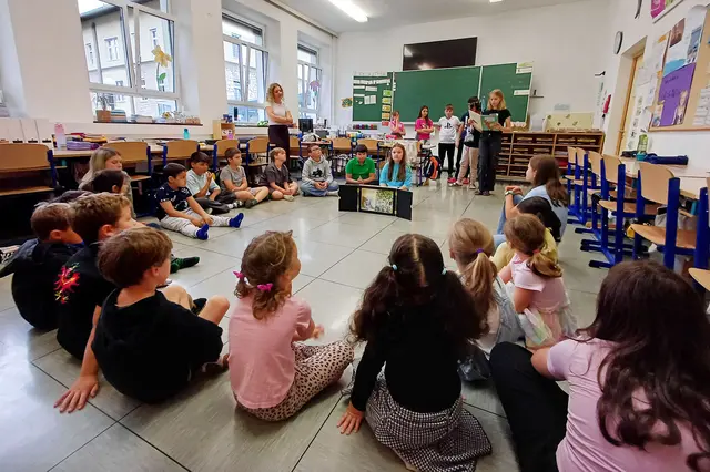 Die Kindergartenkinder vom KIKO erhielten erste Einblicke in den Schulalltag und konnten ihre Vorfreude auf das kommende Schuljahr deutlich steigern. | Foto: MG Telfs/KIKO