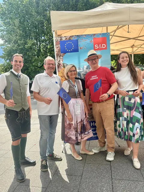 Mario Haas, Hannes Heide, Ines Schiller, Martin Winkler und Marija Gavric beim Stadtfest in Bad Ischl. | Foto: SPÖ OÖ/Bernhard Wielanda