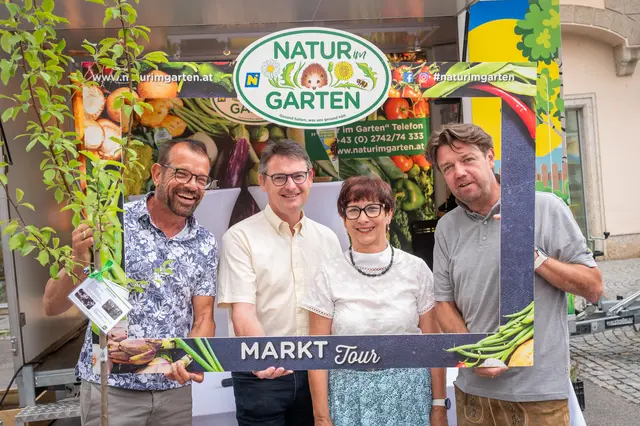 Biogärtner Karl Ploberger, Abgeordneter zum NÖ Landtag Franz Linsbauer, Vizebürgermeisterin Pauline Uitz und „Natur im Garten“ Geschäftsführer Matthias Wobornik. | Foto: J. Ehn
