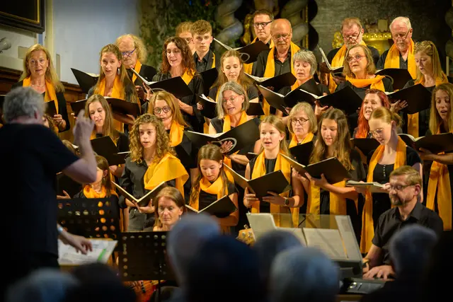 ✨ CPM musica viva, young voices &amp; der VS-Chor Mauthausen haben mit starker Stimme, feinen A-cappella-Spirituals &amp; grooviger Instrumentalbegleitung alle mitgerissen.
Ein riesiges Dankeschön an Debby Moon, unsere Band &amp; alle HelferInnen im Hintergrund!
🎷🥁🎹💫 | Foto: Werner Haas