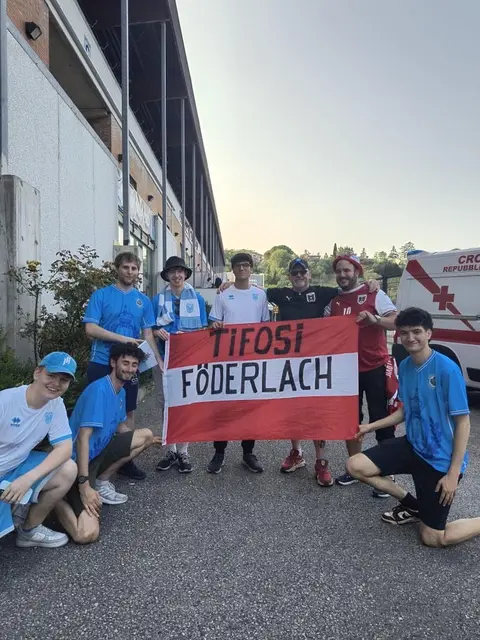 Die Fangruppe von San Marino wurde auch durch Ceselkovkski immer internationaler in den letzten Jahren.  | Foto: Tristan Ceselkovkski