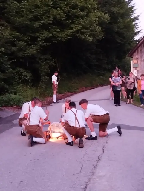 Lichtauftritt in der Abenddämmerung