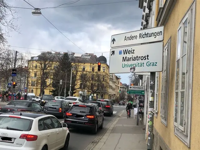 Aktuell fahren täglich rund 14.000 Fahrzeuge über den Glacis. Am Gürtelturm sind es mehr als dreimal so viele.  | Foto: MeinBezirk
