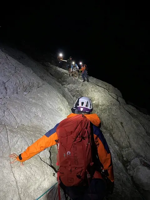 Die Bergrettung rettete die sechs Personen. | Foto: Bergrettung Mühlbach