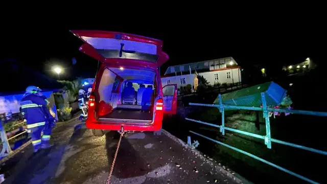 Die Bergung gestaltete sich schwierig. | Foto: FF Kirchschlag in der Buckligen Welt
