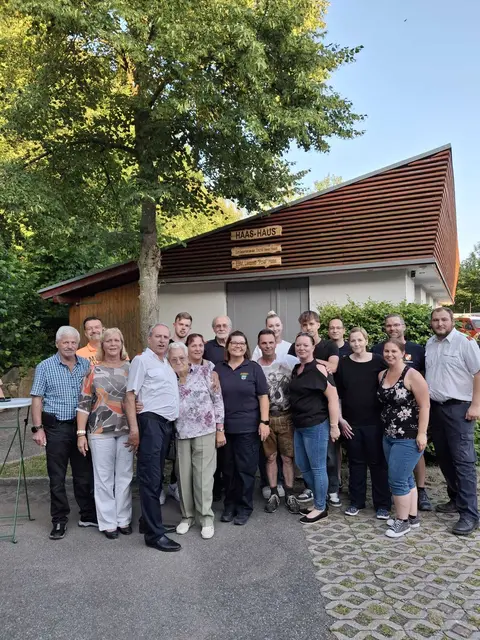 Beim Feuerwehrheurigen. | Foto: Freiwillige Feuerwehr Tullnerbach