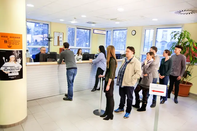 Die Arbeitslosigkeit steigt aufgrund der schwächelnden Wirtschaftsleistung. Im Juni stieg die Arbeitslosigkeit im Vergleich zum Vorjahresmonat um acht Prozent an, wie das AMS verlautbarte.  | Foto: AMS