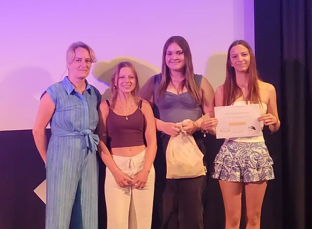 Das Team "Das Leben von Bananella des HLW Steyr mit Selina Tempelmayr, Marlene Michlmayr, Emma Hörmann.
 | Foto: Welthaus der Diözese Linz