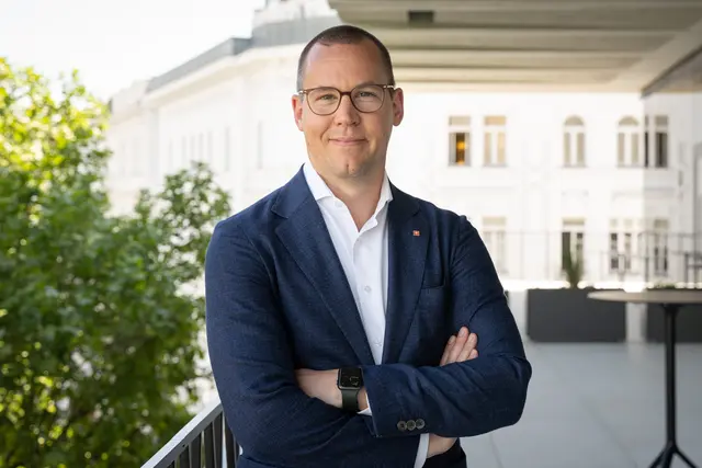 Simon Bluma, stellvertretender Geschäftsführer und Bereichsleiter Häuser und Digitalisierung der "Häuser zum Leben". | Foto: Sarah Bruckner / Häuser zum Leben