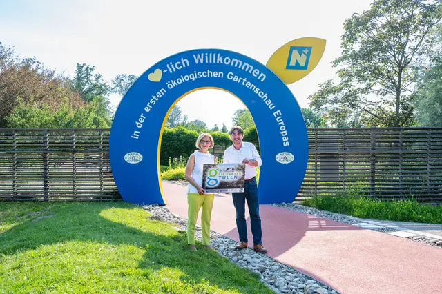 Landeshauptfrau Johanna Mikl-Leitner und Die Garten Tulln-Geschäftsführer Franz Gruber. | Foto: Natur im Garten“ / J. Ehn