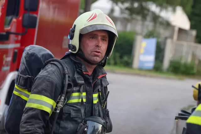 Kohlenmonoxid-Alarm im Wels-Pernau: Die Feuerwehr musste einschreiten, nachdem ein CO-Melder angeschlagen hatte. | Foto: laumat.at