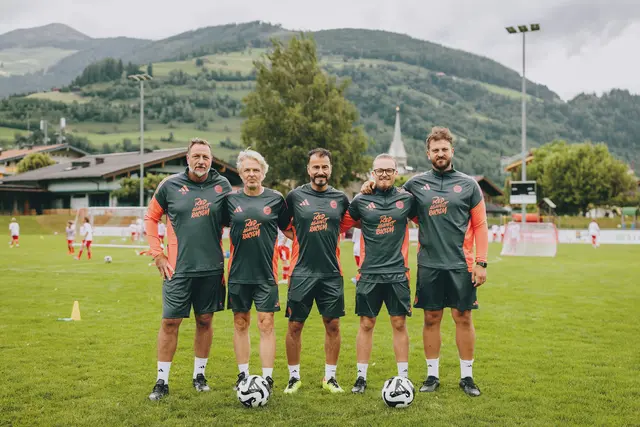 Diese fünf Scouts, beziehungsweise Trainer standen den Kindern währende des dreitägigen Camps mit Rat und Tat zur Seite. | Foto: USK Niedernsill, Bayern München Campus