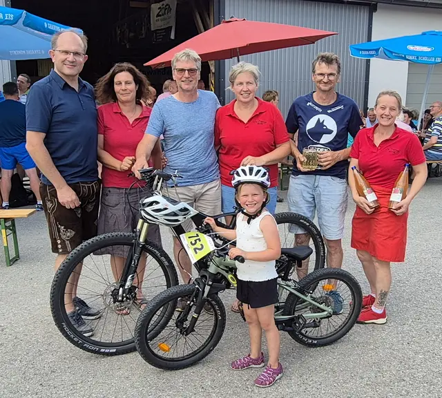 Franz Waxenegger, Ingrid Zeitlhofer, Manfred und Andrea Fuchs, Rosalie Perger, Franz Zöchbauer und Sabrina Kalteis. | Foto: Stadt Mank