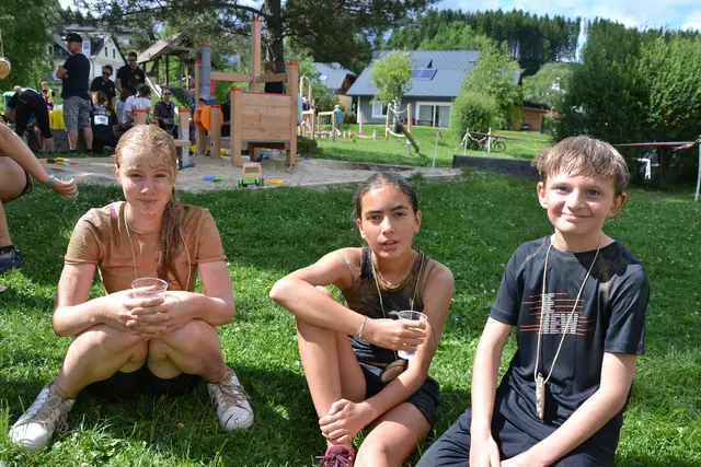 Raffaela Teufl, Emily Leodolter und Moritz Gavriloff haben den Gatsch4Kids-Parcours gemeistert | Foto: Alexander Fritsch