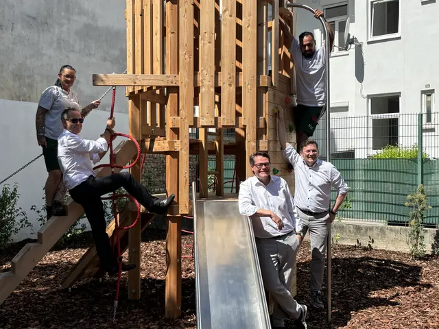 Der Vierthalerpark ist fertig umgestaltet und hält so einiges an neuen Sport- und Spielgeräten bereit. | Foto: Michael Marbacher/MeinBezirk