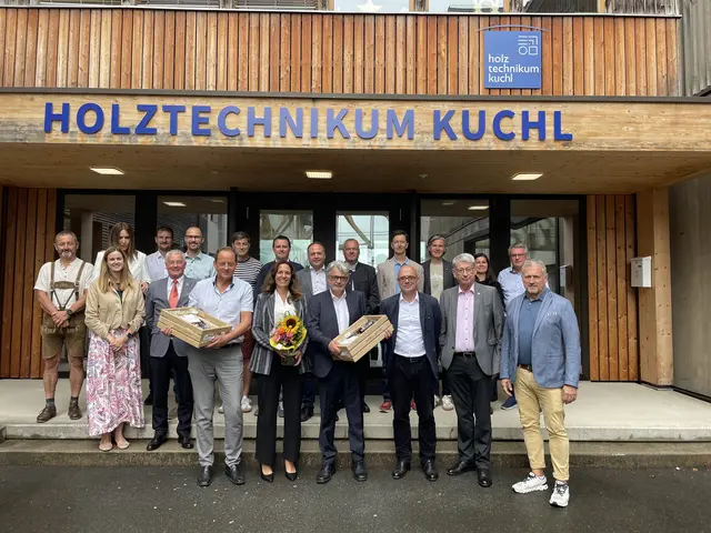 Bei der Generalversammlung wurde vor allem auch der österreichischen Holzindustrie für die Unterstützung gedankt. | Foto: Johanna Kanzian
