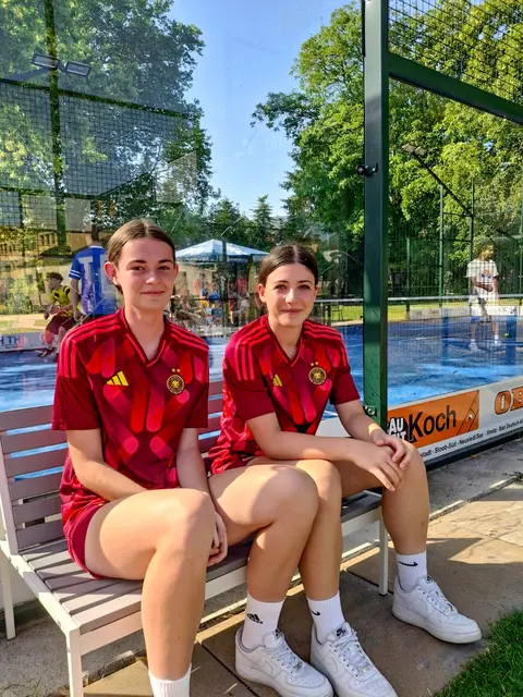 Im Mittelpunkt standen zwei Turniere: ein Volleyballturnier sowie ein Padelturnier, bei denen die Teilnehmerinnen und Teilnehmer ihr sportliches Können unter Beweis stellen konnten.  | Foto: BHAK/BHAS/AUL Mattersburg