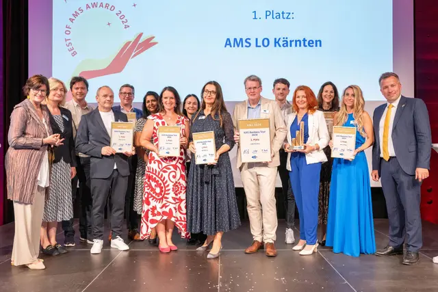 Der erste Platz in der Kategorie „Business Tour“ ging an das Service für Unternehmen des AMS Kärnten. Die Preisverleihung fand im Rahmen des Best of AMS Award 2024 unter dem Motto „Rundum ausgezeichnet“ statt. | Foto: AMS/Frank Helmrich