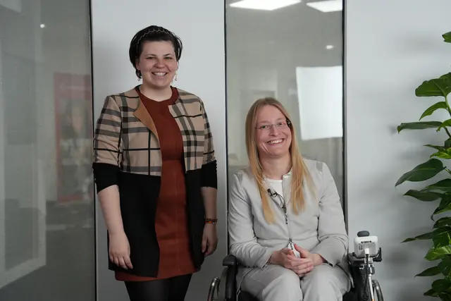 In der zehnten Folge von MeinBezirk Frauengespräche war Lisa Hörnler, Fachbereichsleitung für Persönliche Assistenz am Arbeitsplatz bei der ARBAS, zu Gast.  | Foto: Thomas Geineder