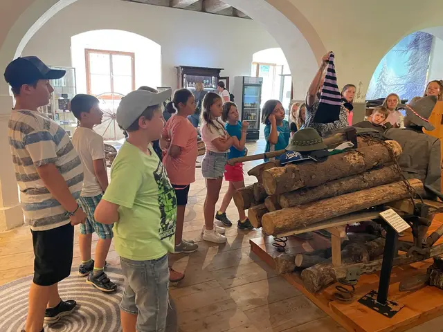 Wer trägt die Zipfelhaube bei der Schlittenfahrt? | Foto: Silvanum