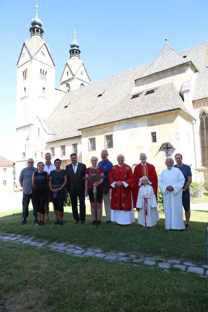 Die Wallfahrt wurde mit einem  Festgottesdienst beim Maria Saaler Dom zelebriert. | Foto: Gemeinde Maria Saal