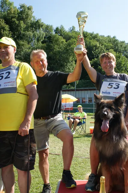 Der Langhaar-Schäferhund "Negas von der Kaiserlinde" aus der Ortsgruppe Diersbach erreichte in der Kategorie "Langhaar Schäferhund Gebrauchsklasse R" eine VA3-Bewertung. | Foto: Elisabeth Zahlinger