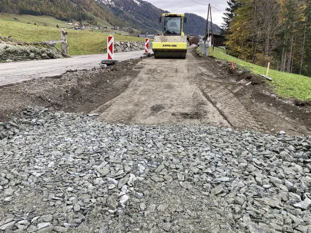 Im Juli kommt es zu Straßenbauarbeiten auf der Lavanter Straße und der Pustertaler Höhenstraße | Foto: Land Tirol