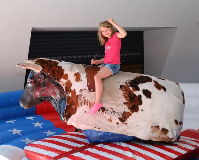 Mut und Haltung war beim Bullriding gefragt. | Foto: Höpperger Umweltschutz