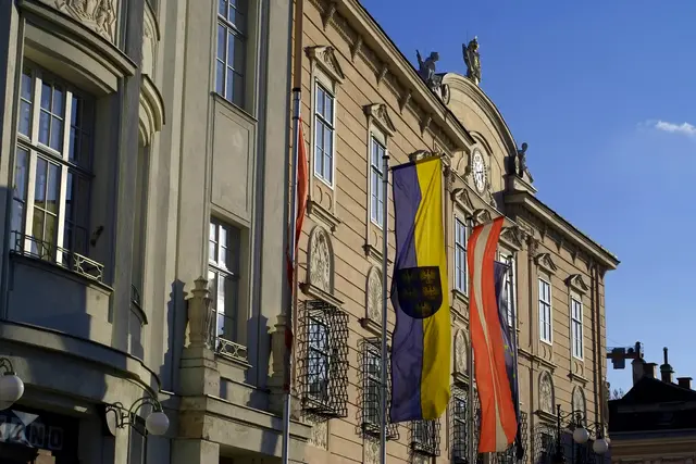 Der Gemeinderat beschloss den Nachtragsvoranschlag samt ersten Konsolidierungsmaßnahme. | Foto: Stadtgemeinde Klosterneuburg/Zibuschka