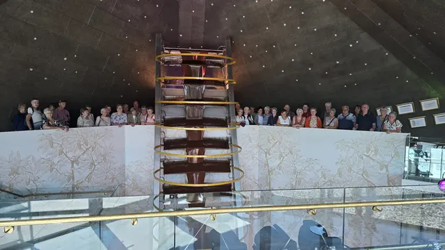 Die Ebenseer bewunderten den größten Schokobrunnen der Welt. | Foto: PV Ebensee