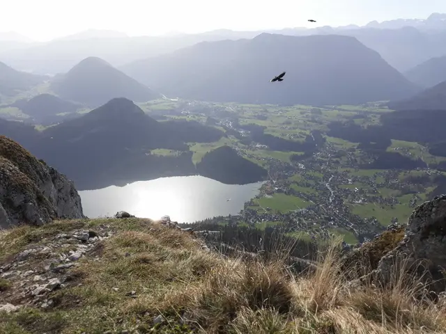 Wer einen Ausflug auf den Loser plant, dem stehen in Zukunft am Wochenende bessere Bus-Verbindungen zur Verfügung. | Foto: Schneeberger